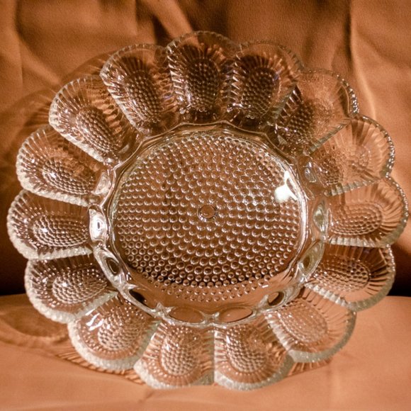 Indiana Glass Egg Plate - Picture 2 of 4